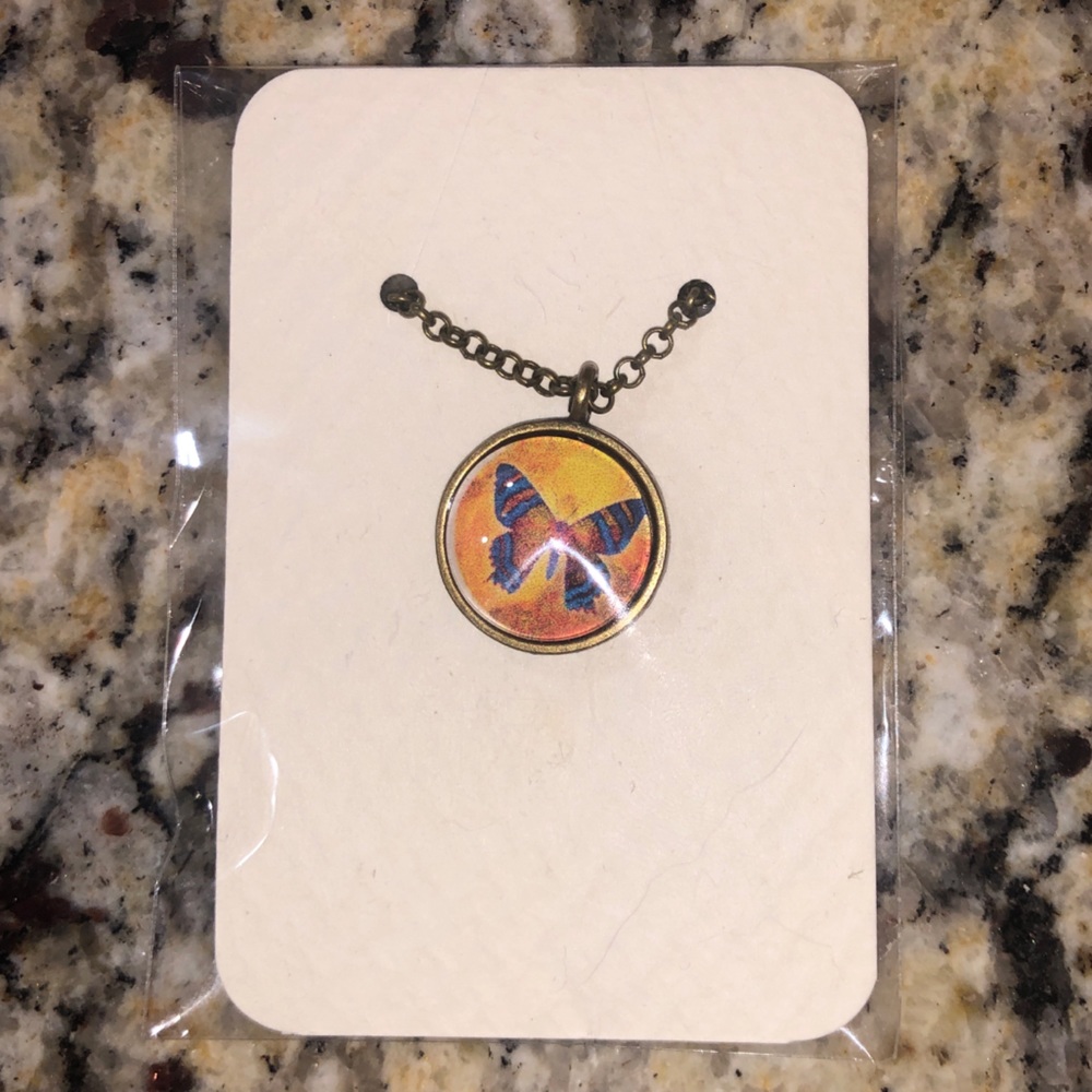 🔥5/$50 NWT 🦋 Butterfly Boho Hippie Charm Necklace and Chain with Vintage Look